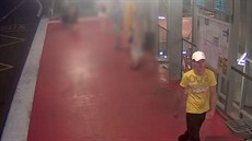 Pachatele znásilnění zachytila kamera na autobusovém nádraží. Pachatele znásilnění zachytila kamera na autobusovém nádraží.