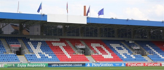 Plzeský stadion se pipravuje na úvodní zápas play-off o Ligu mistr,...