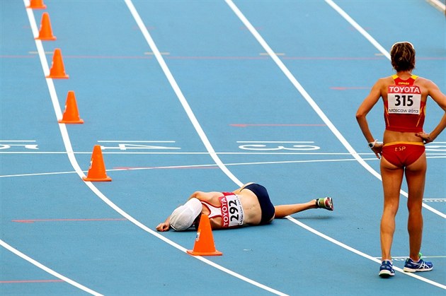 Fotogalerie VYČERPÁNÍ. Česká chodkyně Anežka Drahotová skončila na