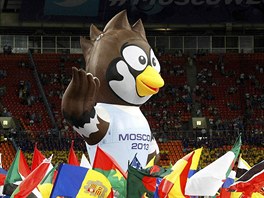 MASKOT AMPIONÁTU. Momentka ze zahajovacího ceremoniálu