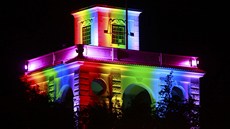 V pondělí večer se v rámci festivalu Prague Pride rozsvítil duhovými barvami... V pondělí večer se v rámci festivalu Prague Pride rozsvítil duhovými barvami...