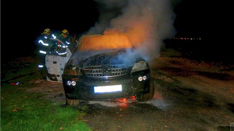 V olomouci v noci ze stedy na tvrtek shoelo luxusní auto za tyi miliony