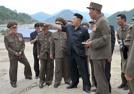 Kim ong-un osobn pijel dohlédnout na výstavbu lyaského areálu (18. srpna...