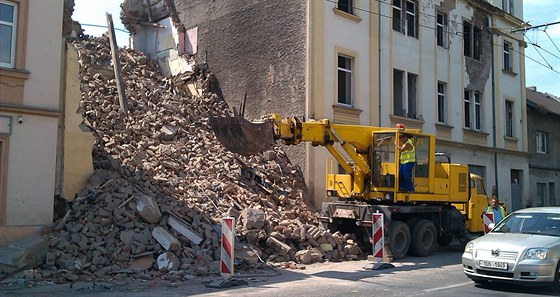 Dm, ve kterém loni strop zavalil dv eny, ped týdnem definitivn zmizel.