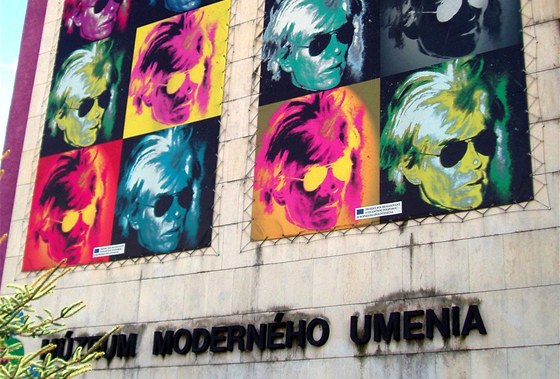 Muzeum moderního umní Andyho Warhola ve východoslovenských Medzilaborcích