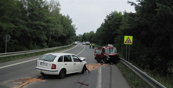 Váná dopravní nehoda u Týnit nad Orlicí (20. 8. 2013)