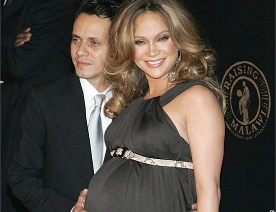 Jennifer Lopezová s manelem (6. února 2008)