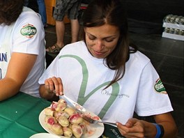 Klání se zúastnilo deset borc a netradin i jedna slena. Barbora Havranová...