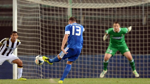 Libereck obrnce Ondej Kunr prv vyplil nechytatelnou rnu na branke Udine, Liberec dal tet gl a utkn play-off Evropsk ligy vyhrl 3:1.