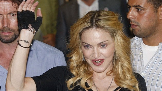 Madonna pijela do ma otevt svoje dal fitko.