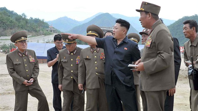 Kim ong-un osobn pijel dohldnout na vstavbu lyaskho arelu (18. srpna 2013)