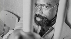 Detektivům i vyšetřovatelům ležel Carter v žaludku i proto, že se angažoval za Detektivům i vyšetřovatelům ležel Carter v žaludku i proto, že se angažoval za