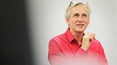 Robert V. Novák představuje svá díla ve výstavní síni "13" Západočeské galerie... Robert V. Novák představuje svá díla ve výstavní síni "13" Západočeské galerie...