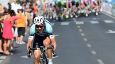 Německý cyklista Tony Martin prchá před pelotonem v 6. etapě Vuelty. Německý cyklista Tony Martin prchá před pelotonem v 6. etapě Vuelty.