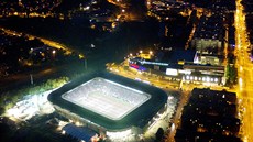 ZMNA MAJITELE. Stadion v Edenu patí stejn jako Slavia ínské spolenosti CEFC.
