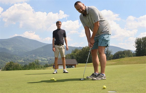 Sportovní reportér MF DNES Pavel Grossmann si na vlastní ki vyzkouel, jaké...