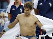 panlsk tenista Rafael Nadal si pevlk triko v semifinle US Open.