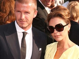 Zpvaka a módní návrháka Victoria Beckhamová patí s manelem Davidem k...