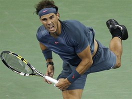 SUVERN. Rafael Nadal po podn ve tvrtfinle US Open.
