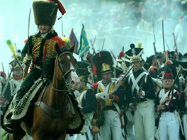 Do Napoleonovy konené poráky v bitv u Waterloo tehdy jet zbývaly necelé...