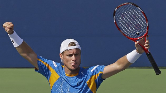 Australsk tenista Lleyton Hewitt se raduje v osmifinle US Open.