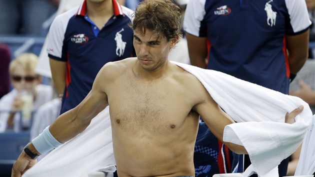 panlsk tenista Rafael Nadal si pevlk triko v semifinle US Open.
