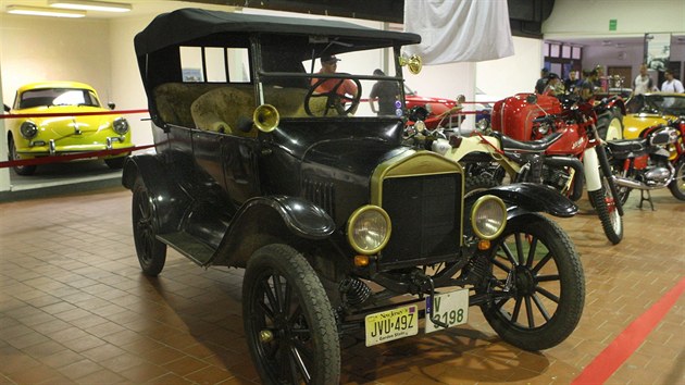 Americk Ford z roku 1919.