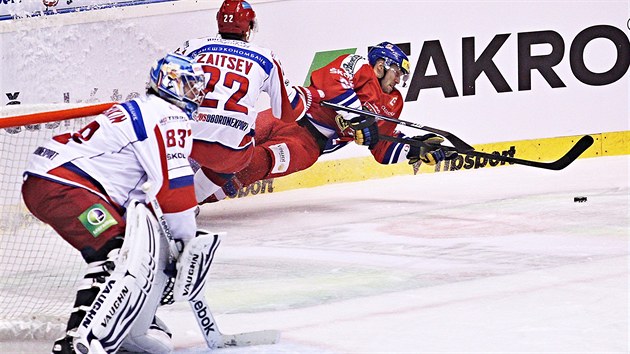 V PÁDU. Také v nedli proti Rusku na závr eských hokejových her se...