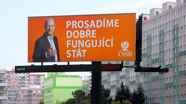 Pedvolebn billboard SSD na Litochlebskm nmst v Praze. (2. z 2013)
