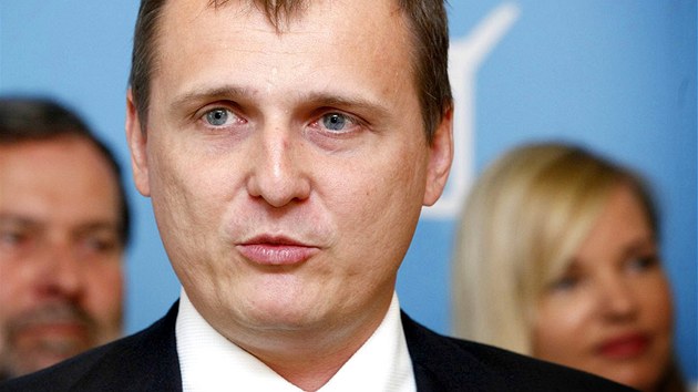 Předseda Věcí veřejných Vít Bárta bude kandidovat za hnutí Úsvit přímé demokracie Tomia Okamury.