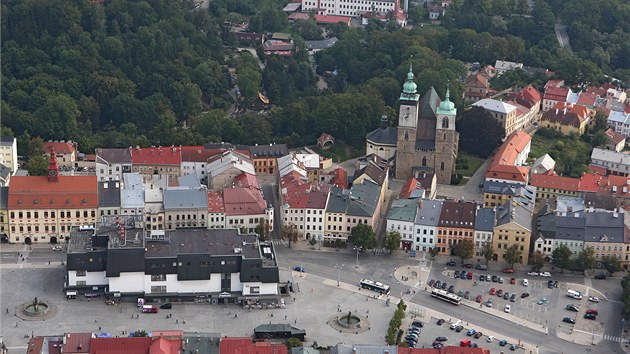 Leteck pohled na jihlavsk Masarykovo nmst ze dne 5. z 2013.