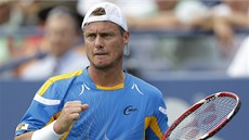 Australský tenista Lleyton Hewitt zatíná pst v osmifinále US Open.