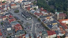 Letecký pohled na jihlavské Masarykovo námstí ze dne 5. záí 2013.