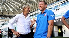 FAKT DOBRÁ HISTORKA. Pavel Nedvd a Vladimír micer se baví na tréninku eské...