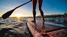 Paddleboarding jako sport vznikl v šedesátých letech na Havaji. Paddleboarding jako sport vznikl v šedesátých letech na Havaji.