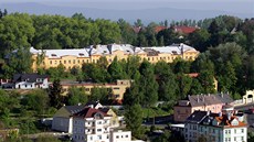 Bývalá kasárna na Zlatém vrchu v Chebu půjdou zemi. Rozhodli o tom městští Bývalá kasárna na Zlatém vrchu v Chebu půjdou zemi. Rozhodli o tom městští