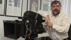 Zdeněk Skaunic je částečným majitelem zlínských filmových ateliérů. Zdeněk Skaunic je částečným majitelem zlínských filmových ateliérů.