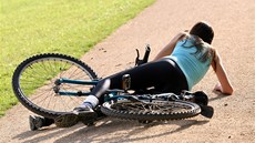 Alfou a omegou bezpečné cyklistiky jsou dobrá helma, opatrnost, předvídavost a Alfou a omegou bezpečné cyklistiky jsou dobrá helma, opatrnost, předvídavost a