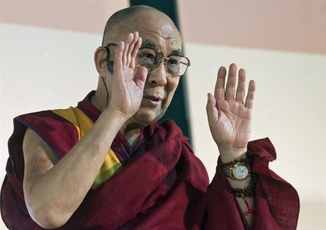 Tibetský duchovní vdce dalajlama na veejné pednáce na téma Laskavost a...