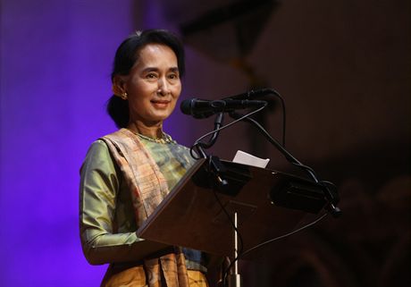 Barmská modla Su ij narazila. Prezidentkou nebudete, naídil jí parlament