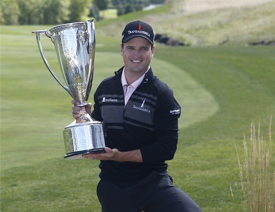Zach Johnson vyhrál pedposlední turnaj série FedEx Cup v Lake Forest.