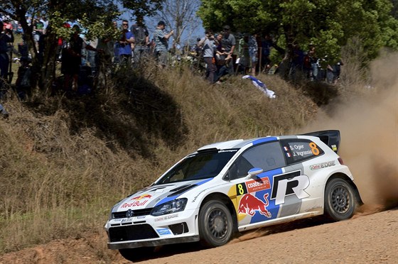 Sebastien Ogier bhem své cesty za triumfem v Australské rallye.