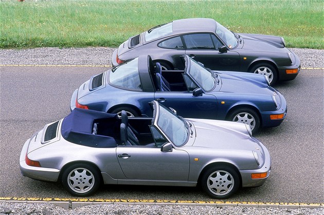 rok 1990: Porsche 911 Carrera 4 3.6 Cabriolet (vepedu) 911 Carrera 4 3.6 Targa