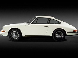 Model 911 s novm estivlcem ml Porsche vrtit na rove konkurent.