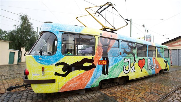 Já miluji Prahu. V souti Namalujte svou tramvaj vyhrál tento návrh student ...
