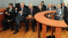 Zastupitelé Mostu u Krajského soudu v Ústí nad Labem Zastupitelé Mostu u Krajského soudu v Ústí nad Labem