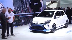Video: IAA 2013 - Yaris Hybrid R slibuje příchod sportovního hybridu s pohonem... Video: IAA 2013 - Yaris Hybrid R slibuje příchod sportovního hybridu s pohonem...