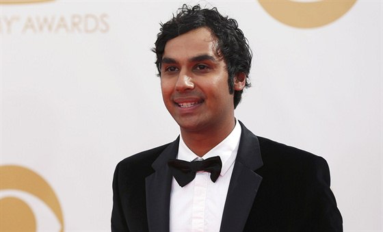 Kunal Nayyar na Emmy Awards (Los Angeles, 22. záí 2013)