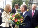 Prezidenta Miloe Zemana a jeho dceru Kateinu vítá hejtman Jihomoravského...