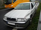 Na R35 ve smru na Liberec rno havarovalo auto do svodidel. Kdy na mst...